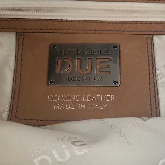 Tranzione Duo Tan Purse - Picture 2 of 7